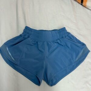 Lululemon low-rise Hotty Hot short size: 0